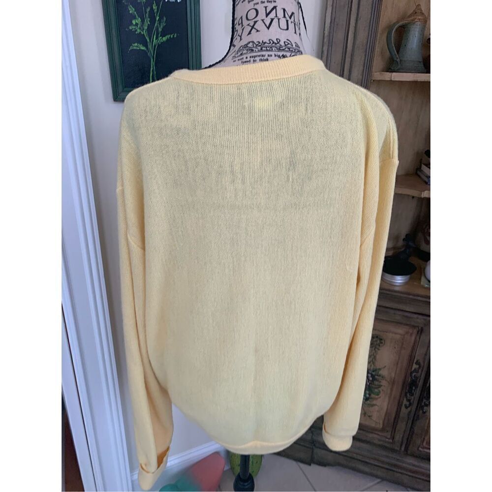 Vintage 70’s IZOD Lacoste Men’s V-neck yellow orlon acrylic Sweater - Picture 2 of 8